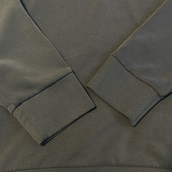 Seasoft Scoop-Neck Sweatshirt Top - Picture 7 of 9